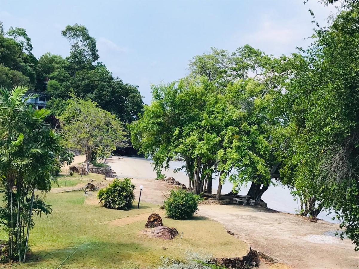 فيلا Baan Rug Nam Sai Thang Kwian المظهر الخارجي الصورة